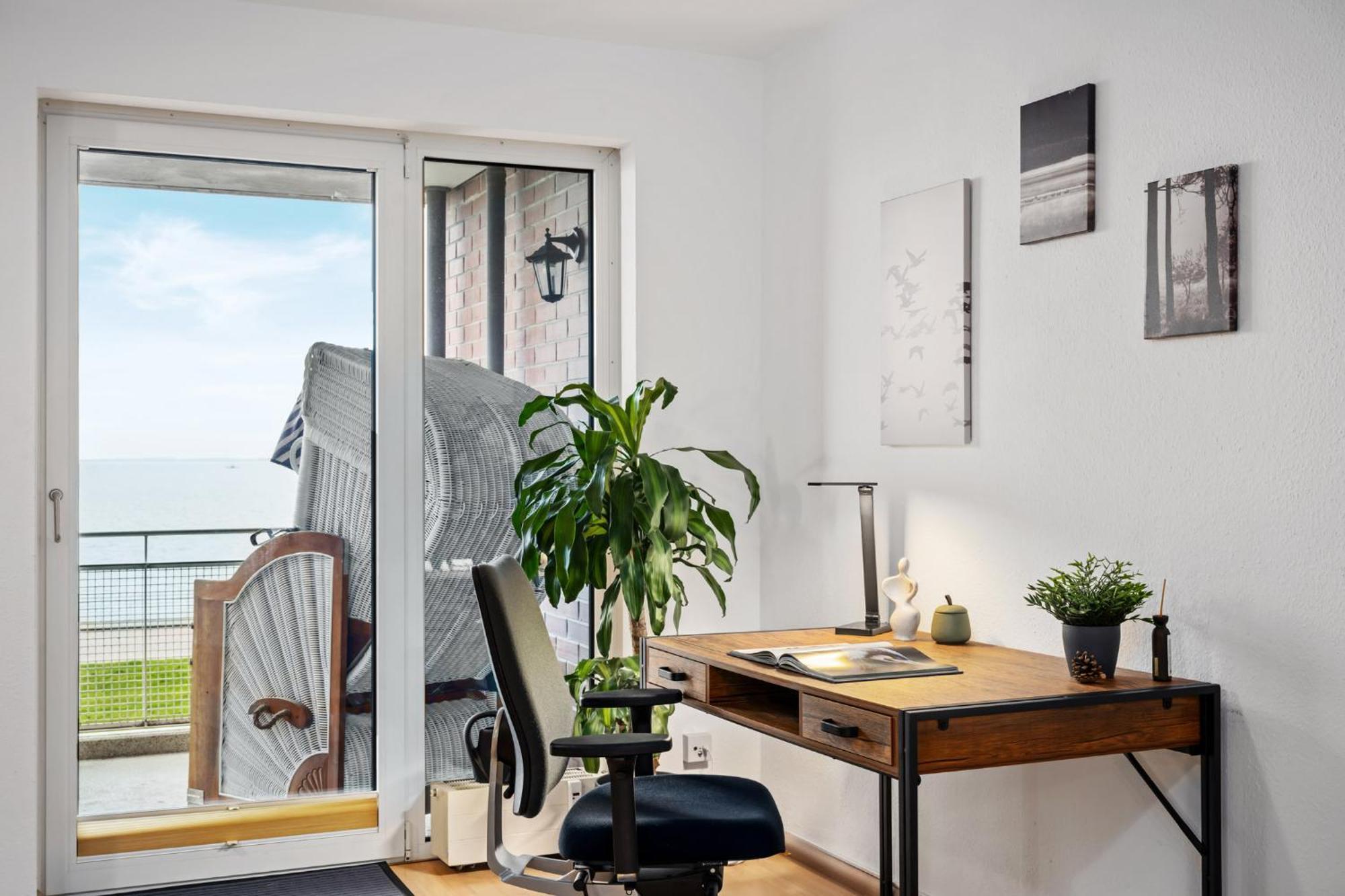 Strand-Apartment, Strandkorb, Meeresrauschen, Parkplatz Вильгельмсхафен Экстерьер фото